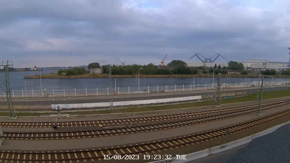 Live Webcam Warnemünde Cruise Center