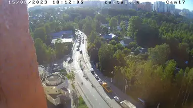 Encruzilhada da rua Zarechnaya. e rua Oboronnaya, Murino webcam ao vivo