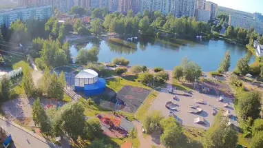 Parque do Lago, vila Novoye Devyatkino webcam ao vivo