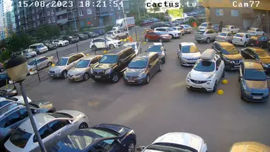 Parking at Station Square, 1Ak1, Murino Live Cam