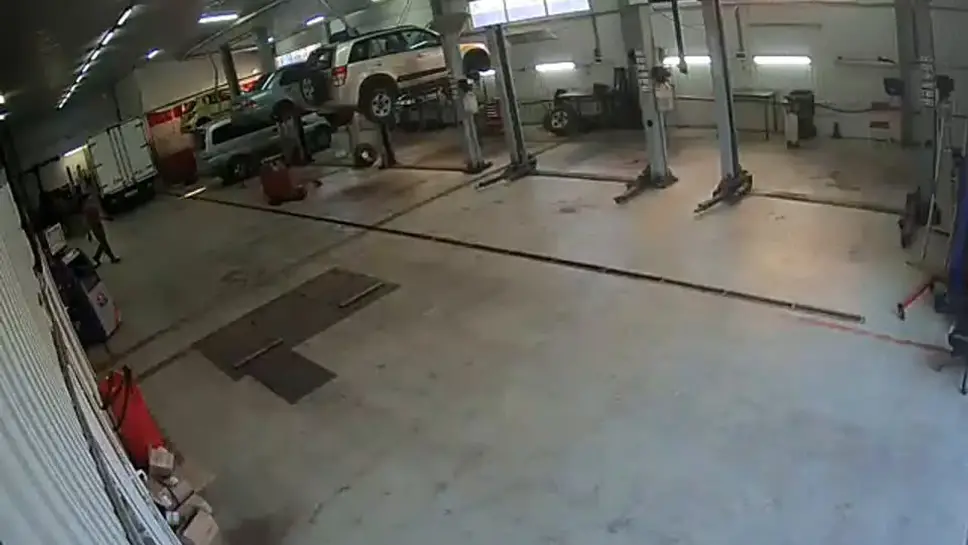 Webcam online Autoservice „Vilgud“, Marina Tsvetaeva Straße, 3A, Korolev