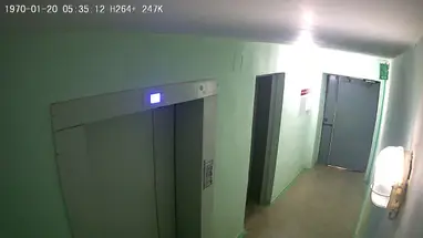 Pasillo de la casa, calle 9 de mayo, 55, vista 1, Evpatoria cámara web en vivo