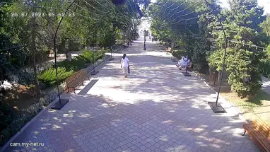 Bogen in der Nähe des Theaterplatzes, Ansicht 1, Jewpatoria Online-Webcam