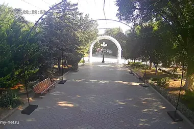 Arco cerca de la Plaza del Teatro, Evpatoria