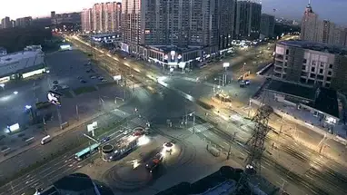 Trung tâm mua sắm thành phố, St. Petersburg phát trực tiếp qua webcam