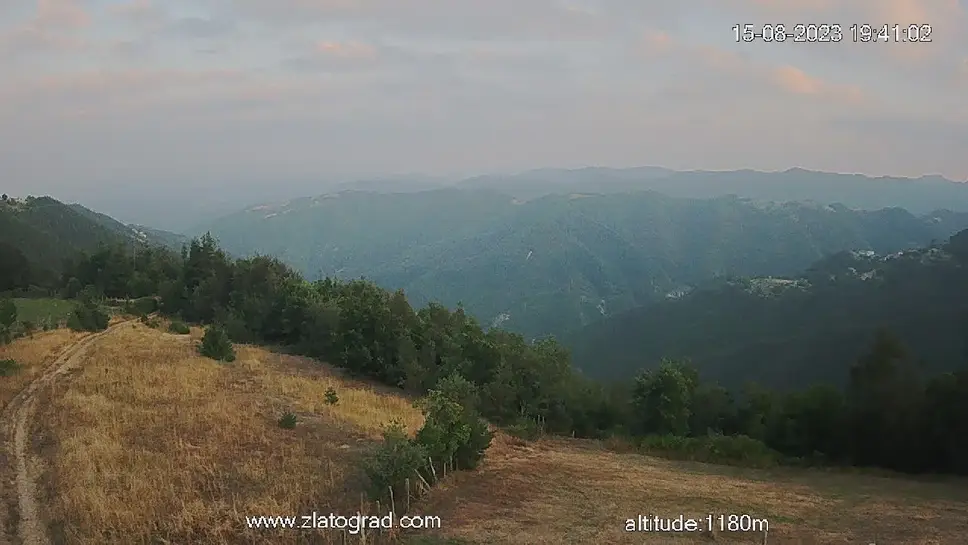 Live Webcam Pechinsko Passage at 1060 m.a., Smolyan