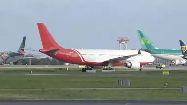 Avião avistando o Aeroporto de Dublin webcam ao vivo