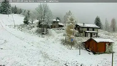 आर्क 1600 विलेज, लेस आर्क्स लाइव वेबकैम प्रसारण