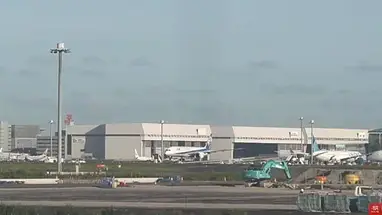 도쿄 아사히 신문 격납고 웹캠 라이브 스트림