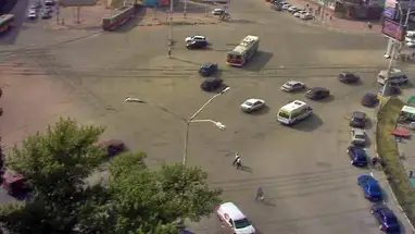 Crossroads of Bolshaya Gornaya and Astrakhanskaya streets, Saratov Live Cam