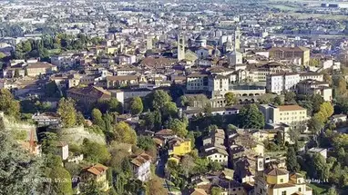 Bergamo, Italië online-webcam