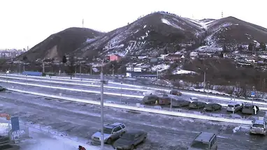 Веб-камера Горнолыжный комплекс «Бобровый Лог», парковка, Красноярск в реальном времени