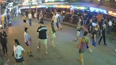 बोंडी चावेंग, समुई लाइव वेबकैम प्रसारण