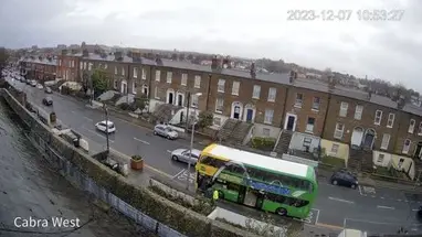 Estrada Cabra, Dublin webcam ao vivo