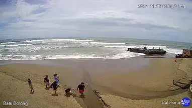Pantai Batu Bolong, Bali Live Cam