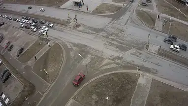 Chapaev 거리와 Sportivnaya 거리의 교차로, Nizhnevartovsk 웹캠 라이브 스트림