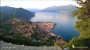 키에세타 델리 알피니, 메나지오 웹캠 라이브 스트림