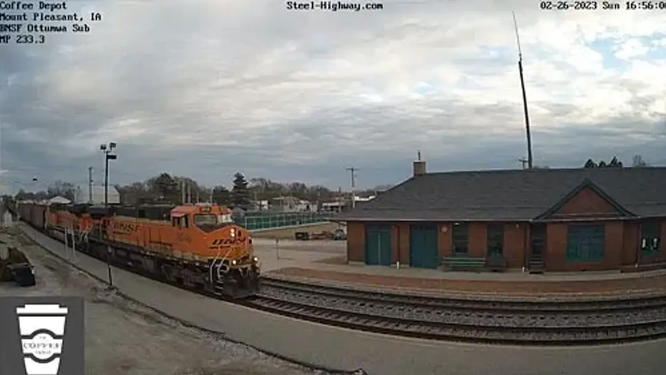Live cam Mt. Pleasant Coffee Depot, IA
