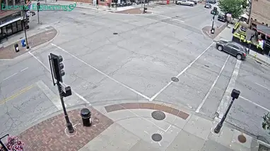 Court Ave, Des Moines canlı web kamerası