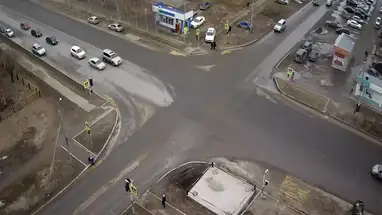 Crossroads of Omskaya and Friendship of Peoples streets, Nizhnevartovsk Live Cam