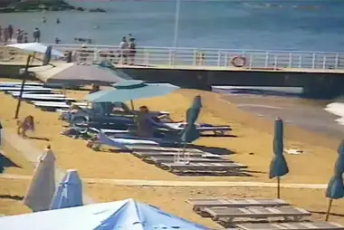 Webcam on the beach of «Elm Grove» hotel