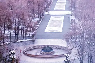 Webcam with a view of the fountain in Repin Park, Moscow