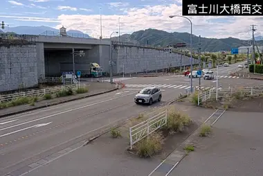 Fujikawa Ohashi Bridge West Intersection