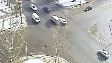 Gagarin Street, SW Ring Road, Krasnoperekopsky Live Cam