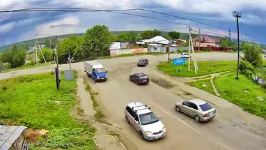 Crossroads of Glavelevator and 2nd Naberezhnaya streets, Biysk Live Cam