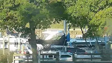 ハイ・クリフ・マリーナ、シャーウッド ウェブカメラのライブストリーム