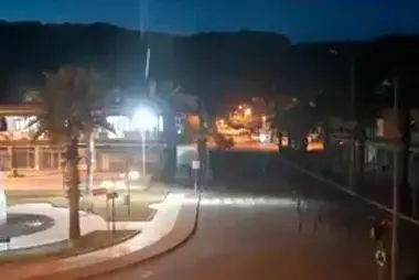 이츠멜러 중앙 광장 캠