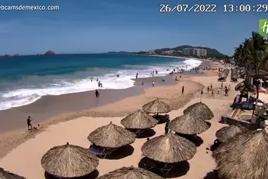 Playa Poniente Beach Cam