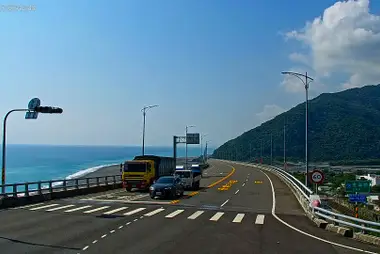 Jinlun-Brücke, Taimali