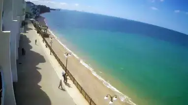 काचा समुद्रतट लाइव वेबकैम प्रसारण