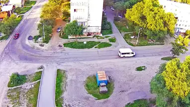 Cruzamento das ruas Korolenko e Liteiny, Biysk webcam ao vivo