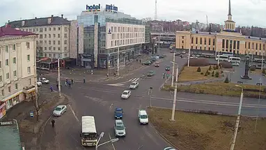 Intersección de las calles Krasnoarmeyskaya y Lenin cámara web en vivo