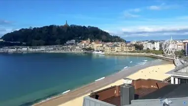 Plaża La Concha w San Sebastian kamera na żywo