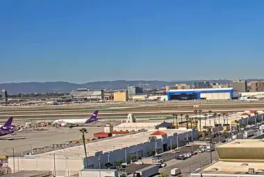 LAX, zuidzijde van de luchthaven, Imperial Highway