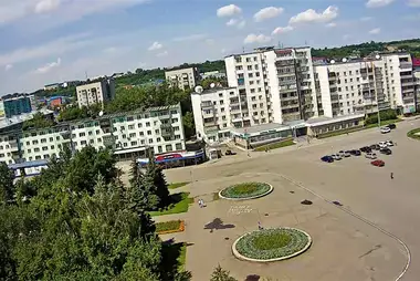 Plaza Lenin, Bisk