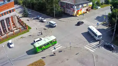 Skrzyżowanie ulic Lenina i Moprowskiego, Bijsk kamera na żywo