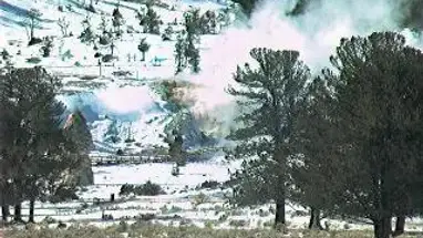 マンモス ホット スプリングス (イエローストーン) ウェブカメラのライブストリーム