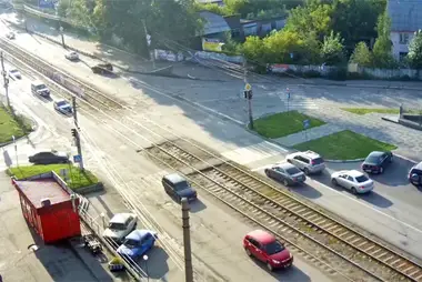 Crossroads of Merlin and Gastello streets, Biysk