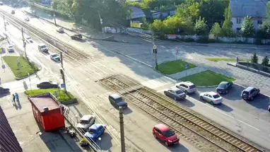 Crossroads of Merlin and Gastello streets, Biysk Live Cam