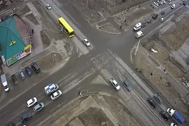 Webcam at the intersection of the Mir - Dzerzhinsky