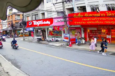 Nanai Road，Patong
