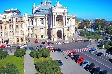 Webcam with a view of the Opera House in Odessa