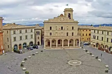 Webcam on the Town Hall Square, Montefalco, Italy