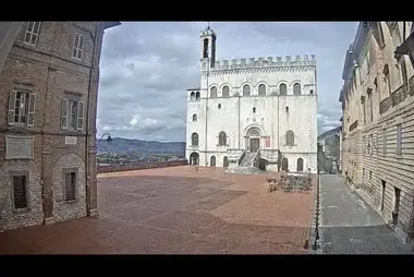 Piazza Grande Webcam, Gubbio, Italy