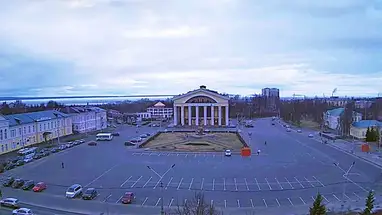 Веб-камера Площадь Кирова, Петрозаводск. в реальном времени