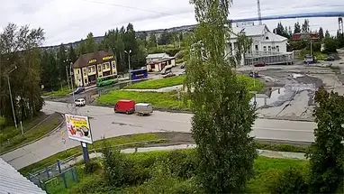 Crossroads Proletarian and October highway Live Cam